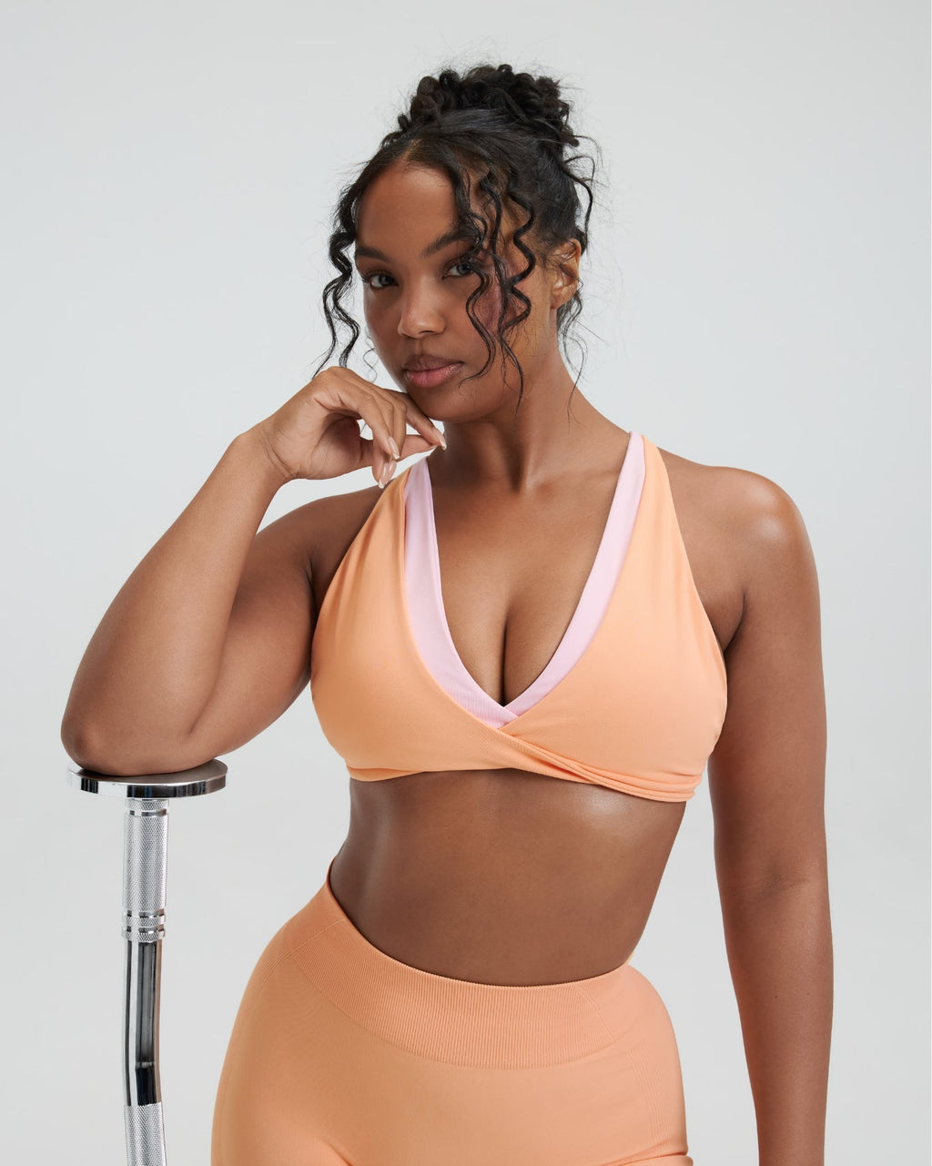 RiseFit Sculpting Seamless Twisted Bra Melon Ice