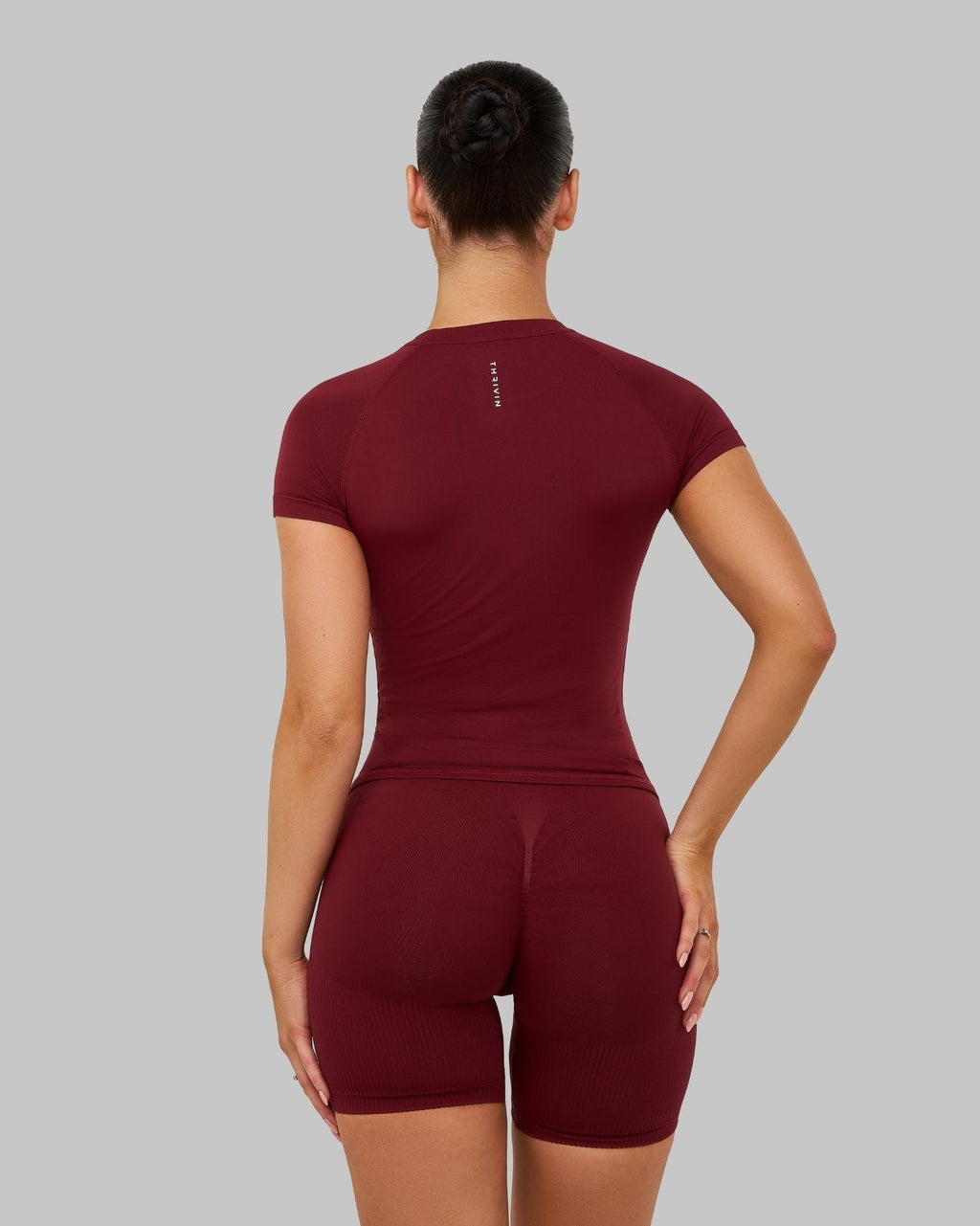 RiseFit Compression T-Shirt Fine Wine