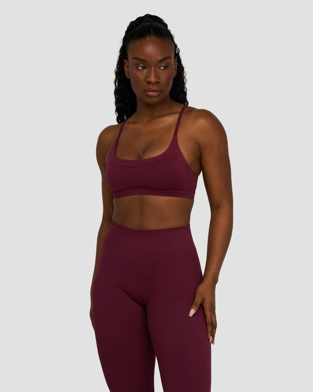 RiseFit Sculpting Seamless Scoop Neck Bra Merlot