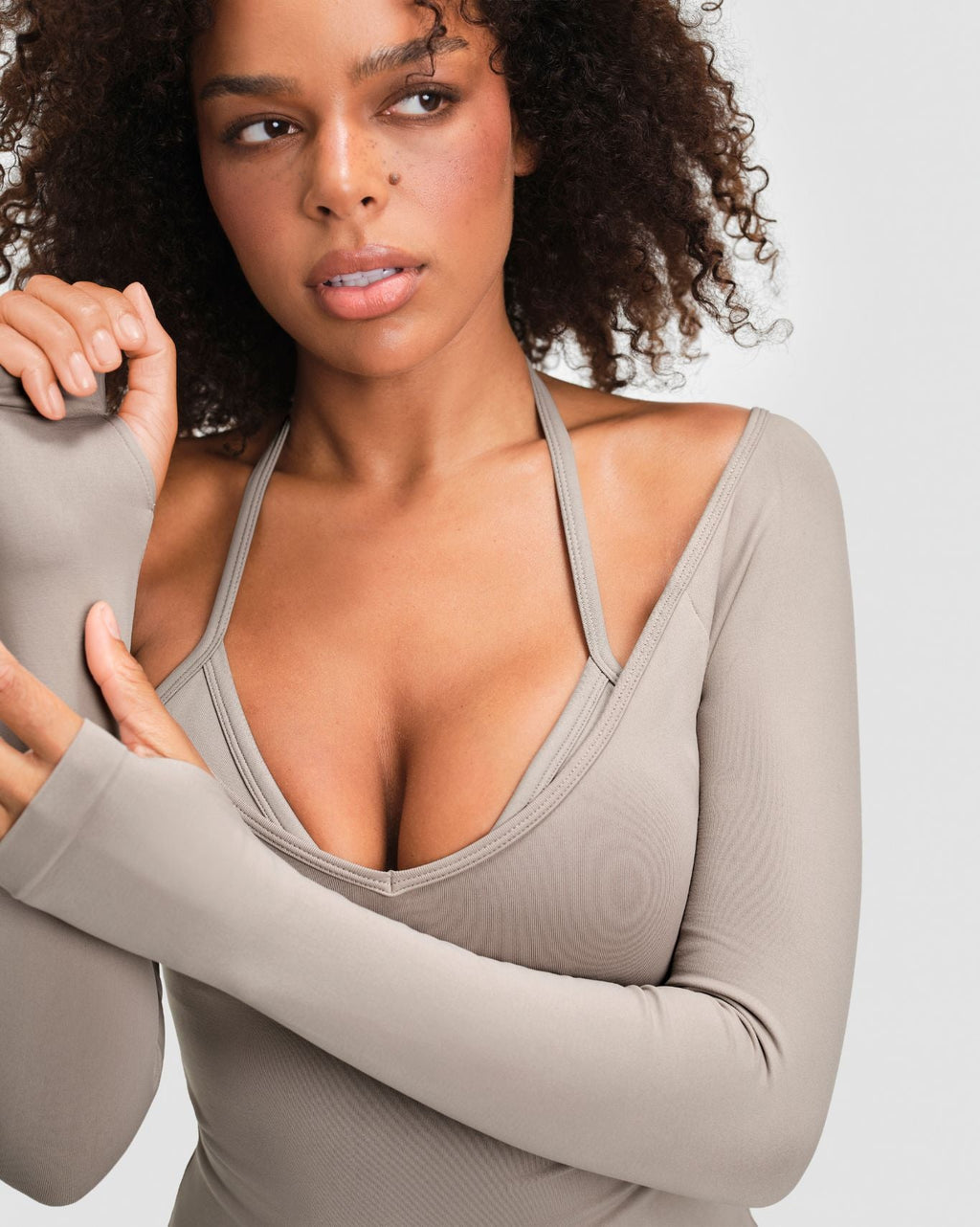 RiseFit Sculpting Seamless V-Neck Top Latte