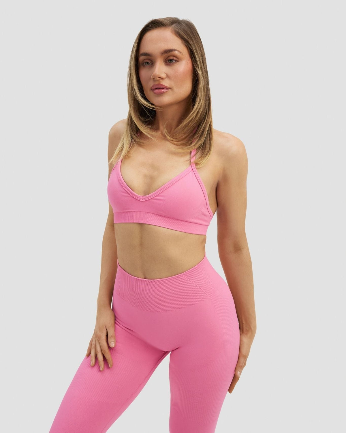 RiseFit Sculpting Seamless Adjustable Halter Bra Bubble Pink