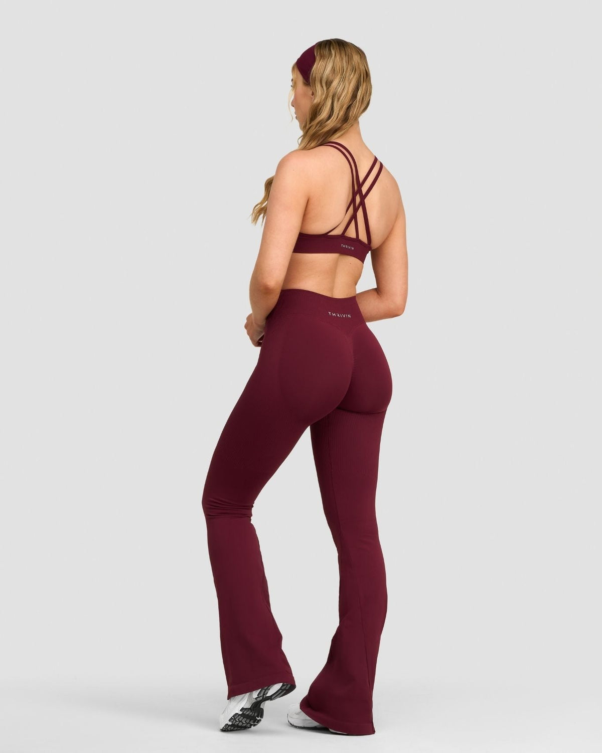 Elevate™ Sculpting Mid V-Waist Flare Leggings | Merlot