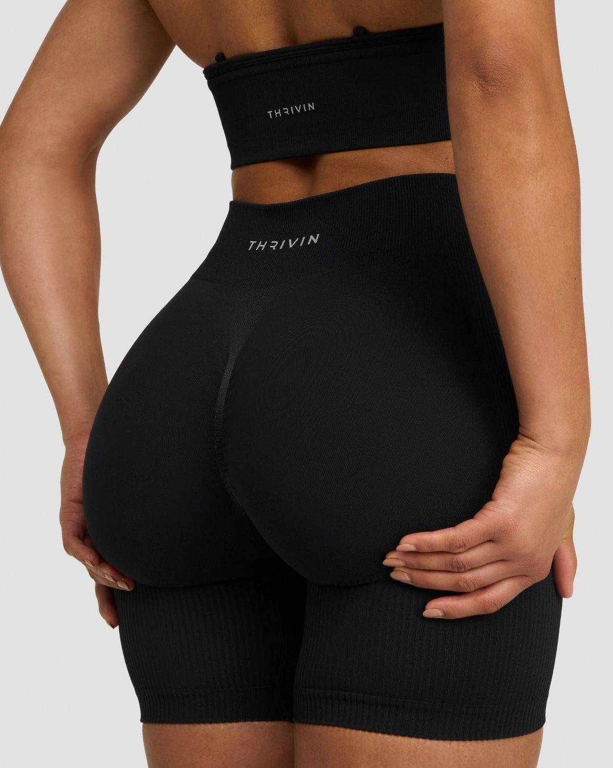 RiseFit Sculpting Mid Waist Scrunch Shorts Night Black