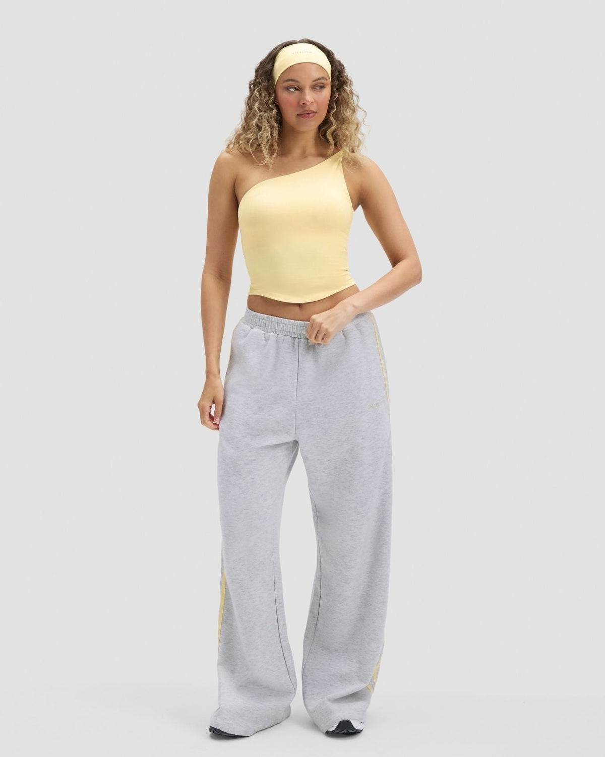 RiseFit Sculpting Asymmetric Twist Top Golden Butter