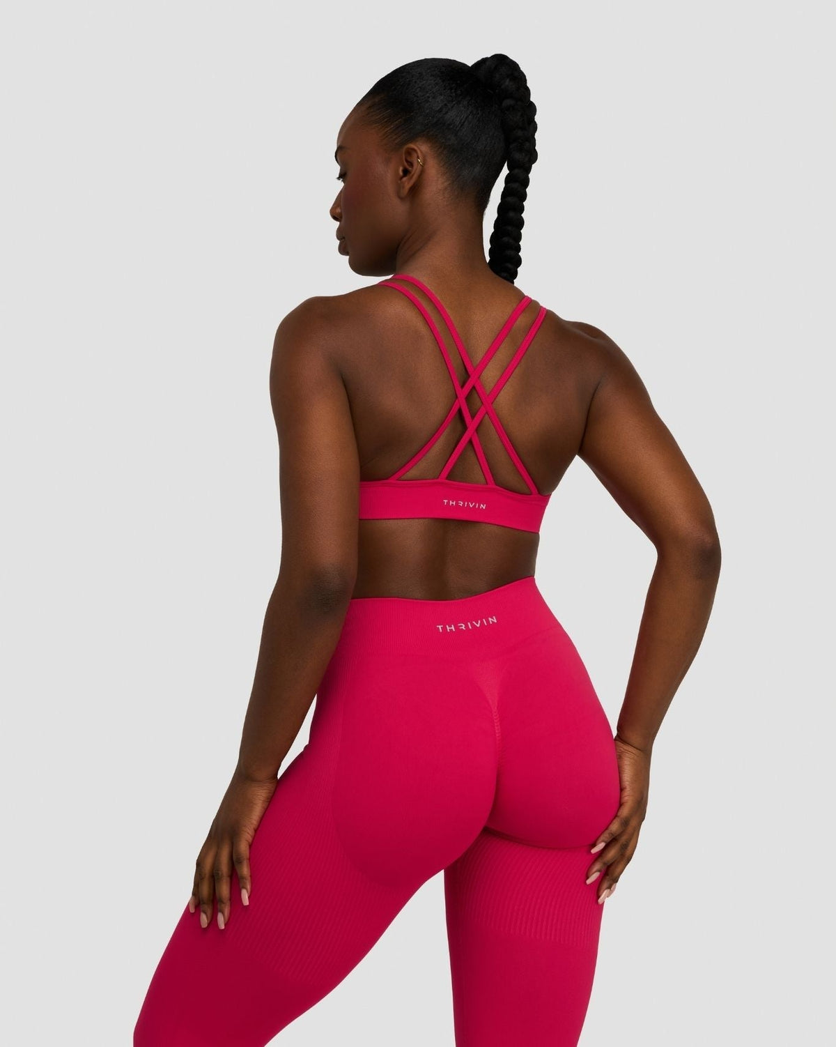 RiseFit Sculpting Seamless High Apex Bra Strawberry
