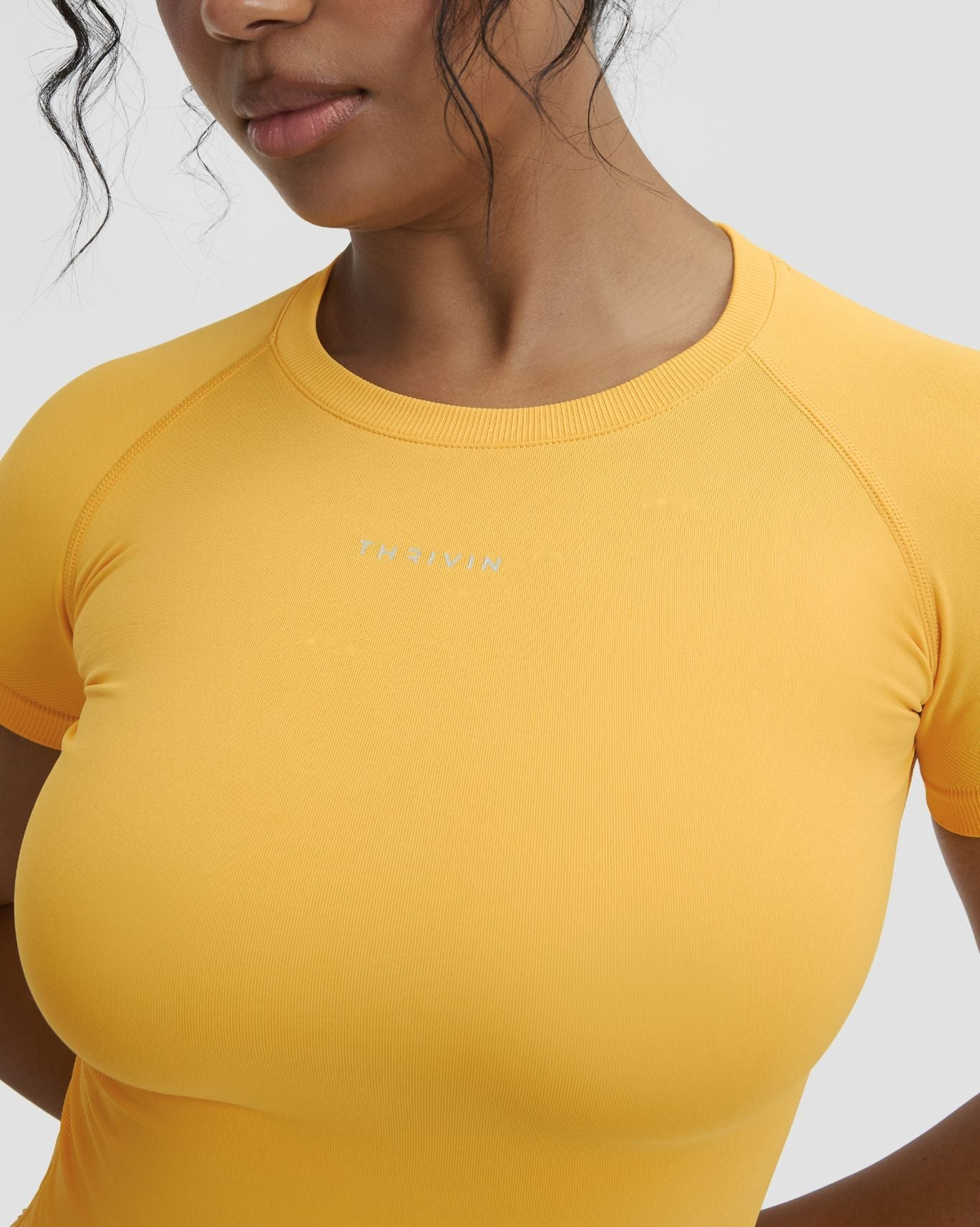 THRIVIN removed — back clean