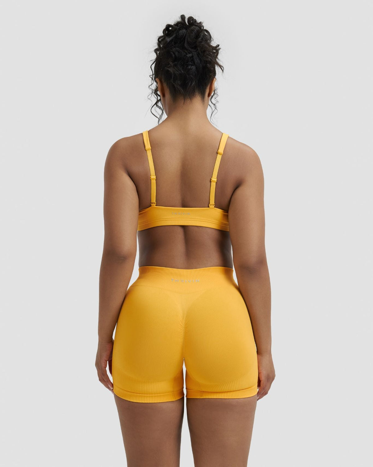 Elevate™ Sculpting Medium Impact Multiway Bra | Banana