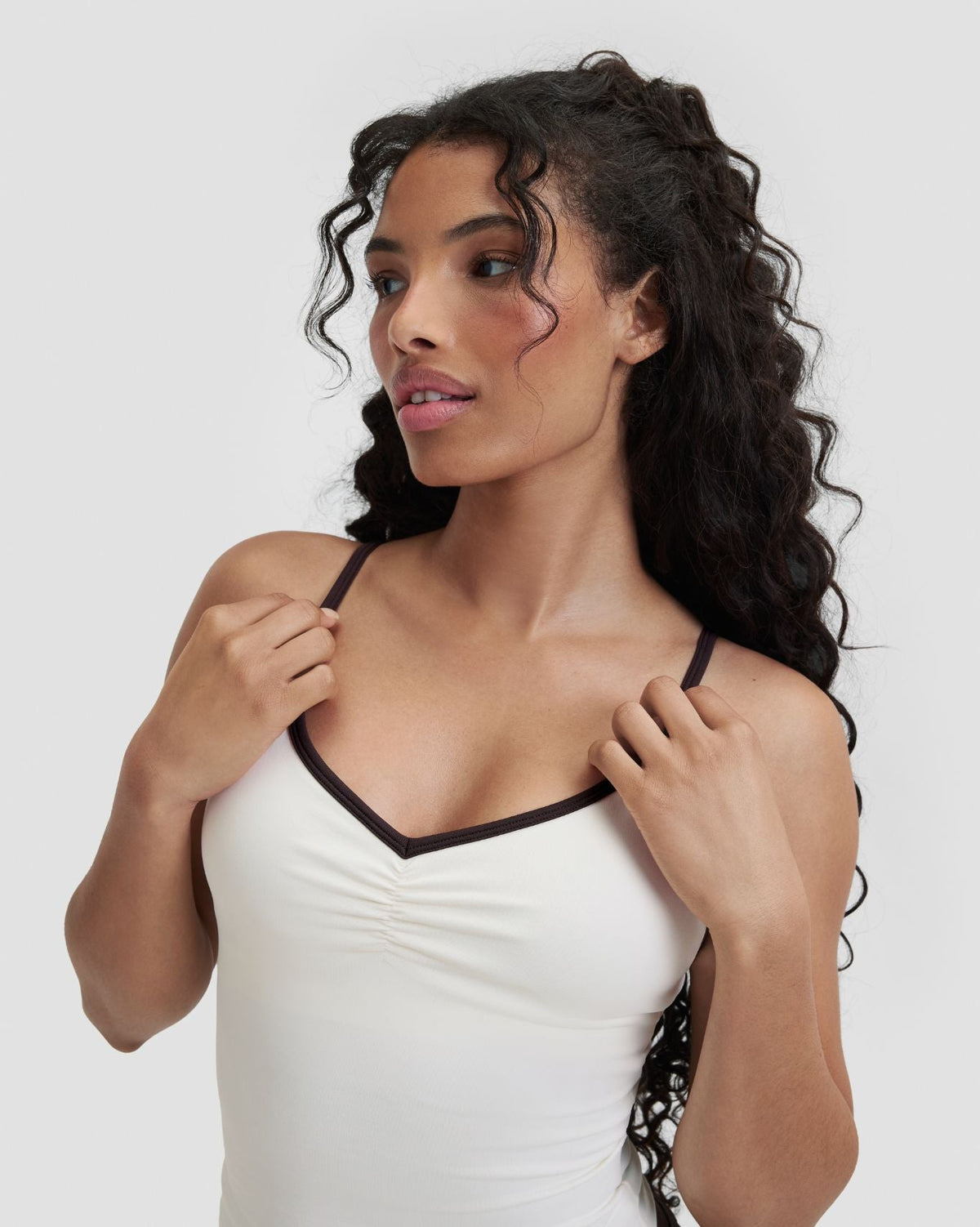 RiseFit Outline Cross Back Tank Top Cream