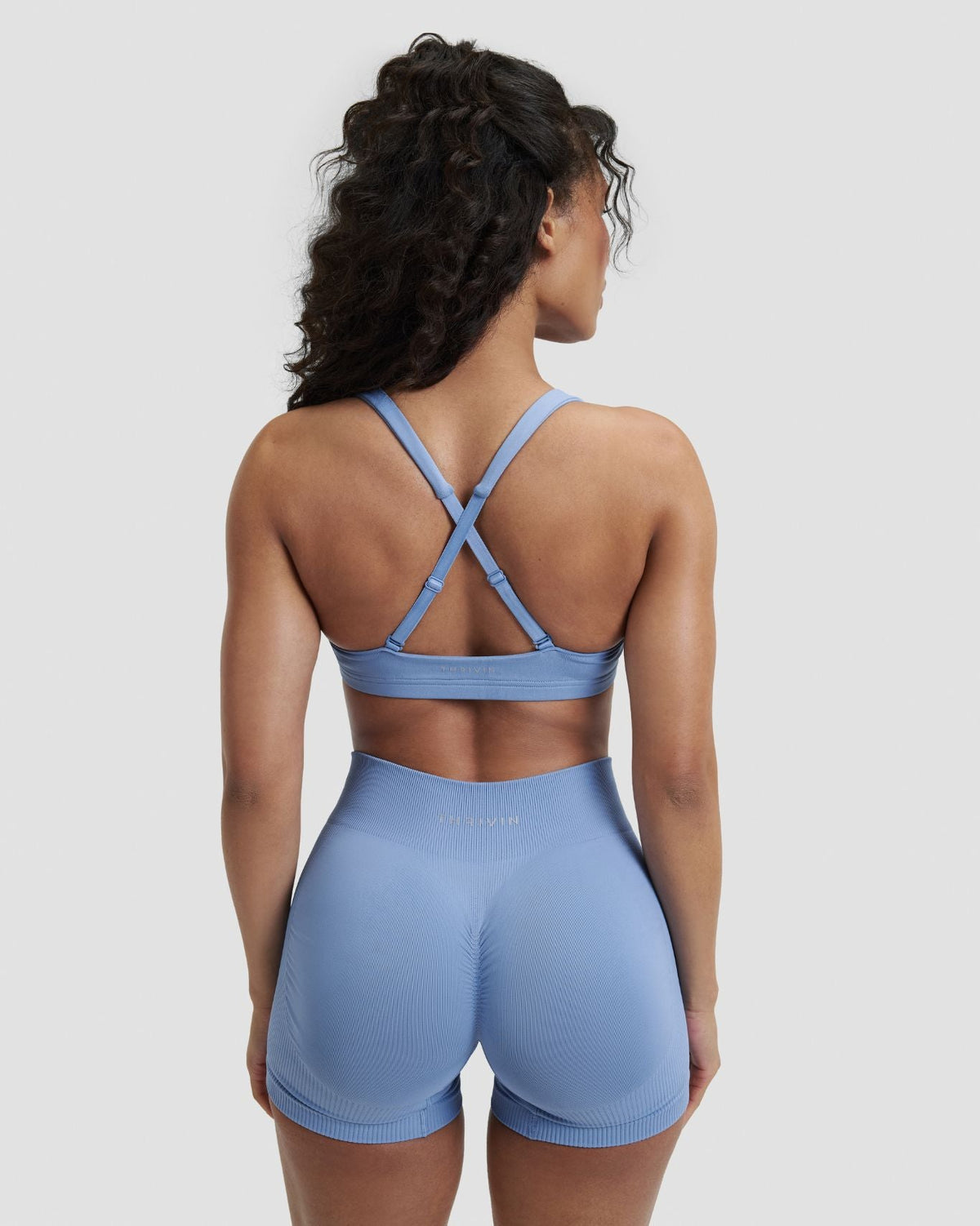 RiseFit Sculpting Medium Impact Multiway Bra Endless Sky