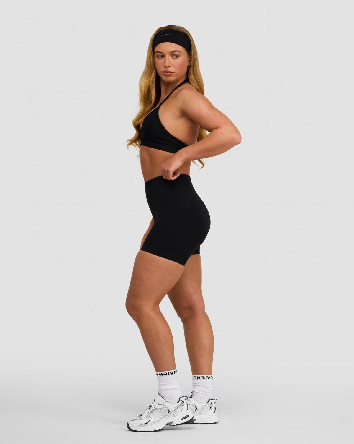 RiseFit Sculpting Seamless Adjustable Halter Bra Night Black
