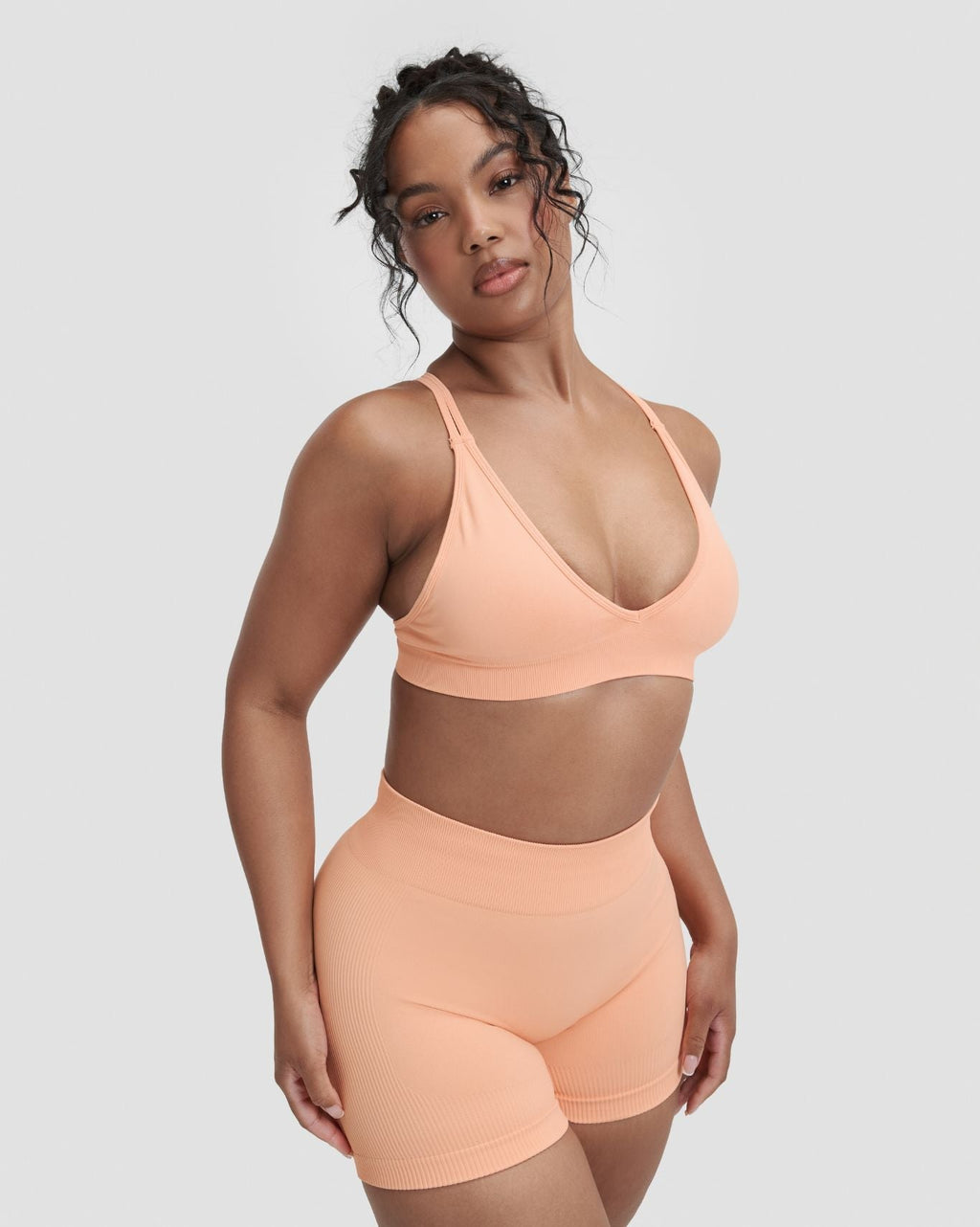 RiseFit Sculpting Seamless High Apex Bra Melon Ice
