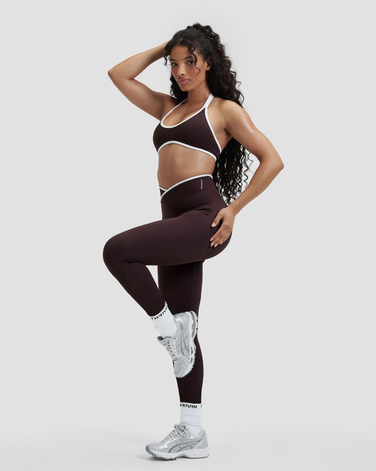 RiseFit Outline V High Waist Leggings Coffee