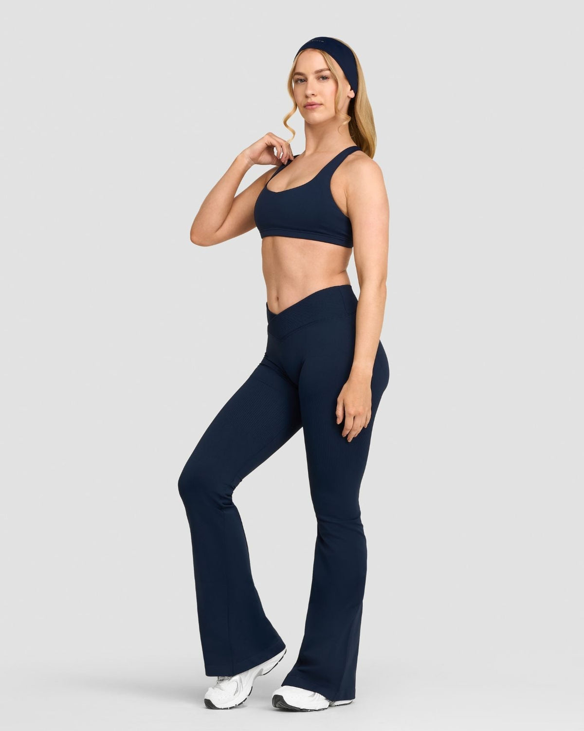 RiseFit Sculpting Medium Impact Multiway Bra Midnight Navy