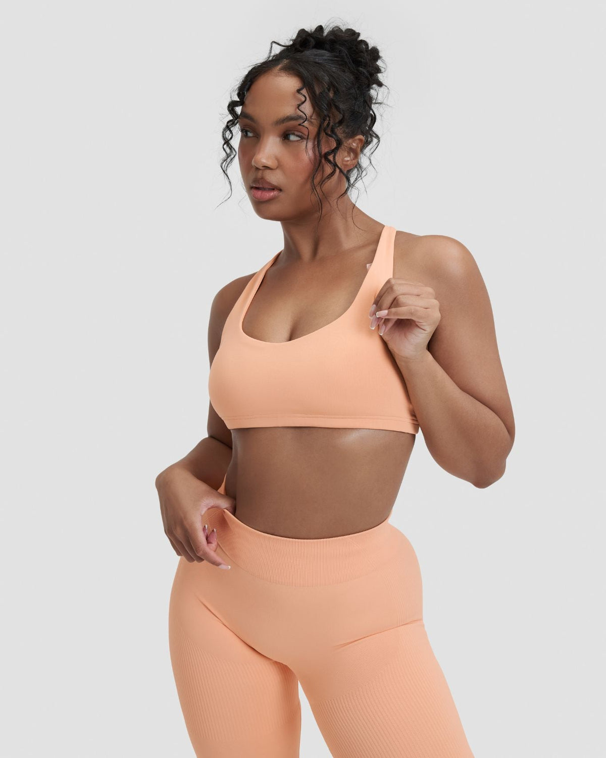 RiseFit Sculpting Medium Impact Multiway Bra Melon Ice