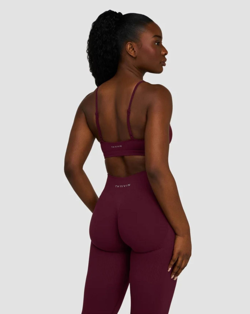RiseFit Sculpting Seamless Scoop Neck Bra Merlot