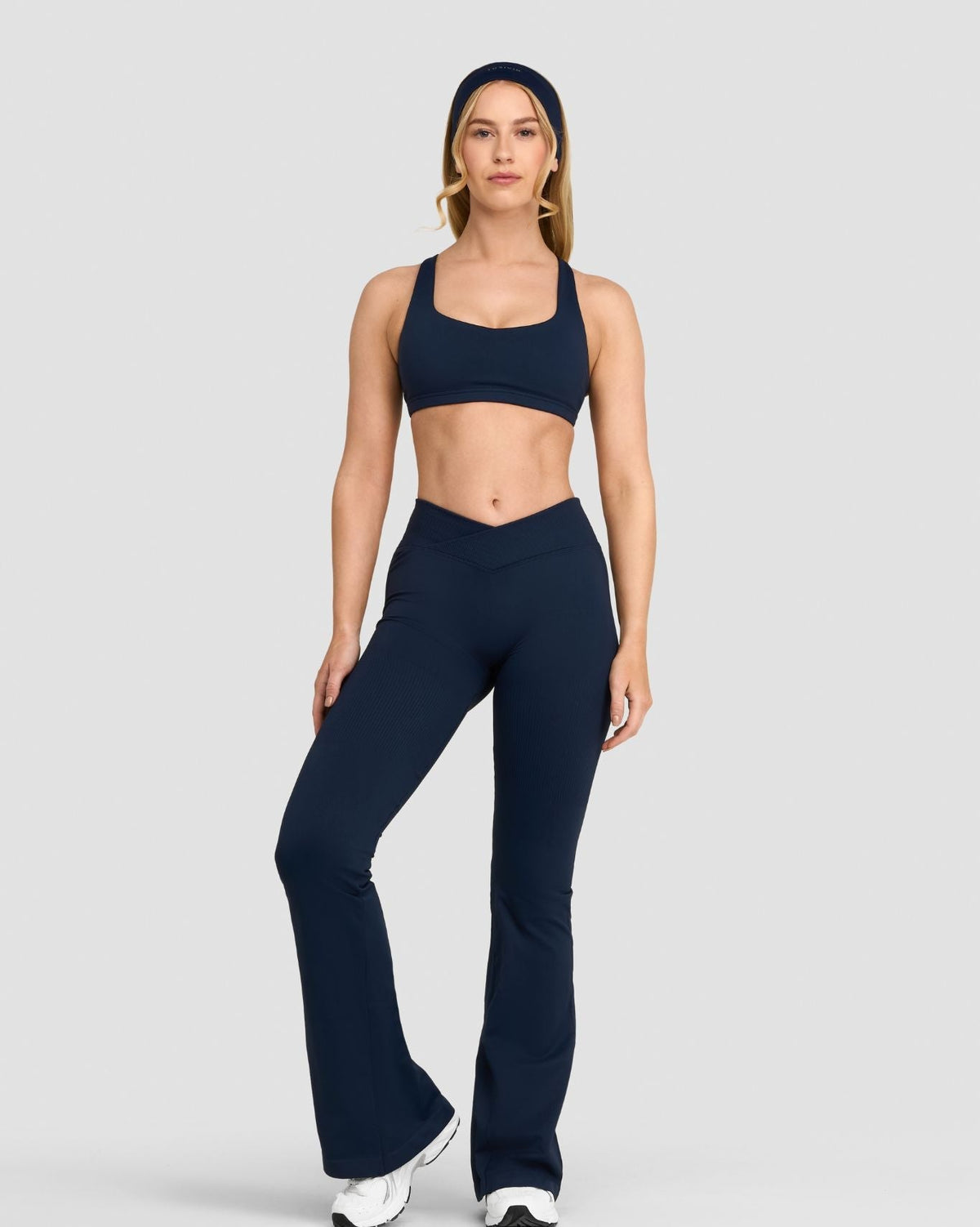 RiseFit Sculpting Medium Impact Multiway Bra Midnight Navy