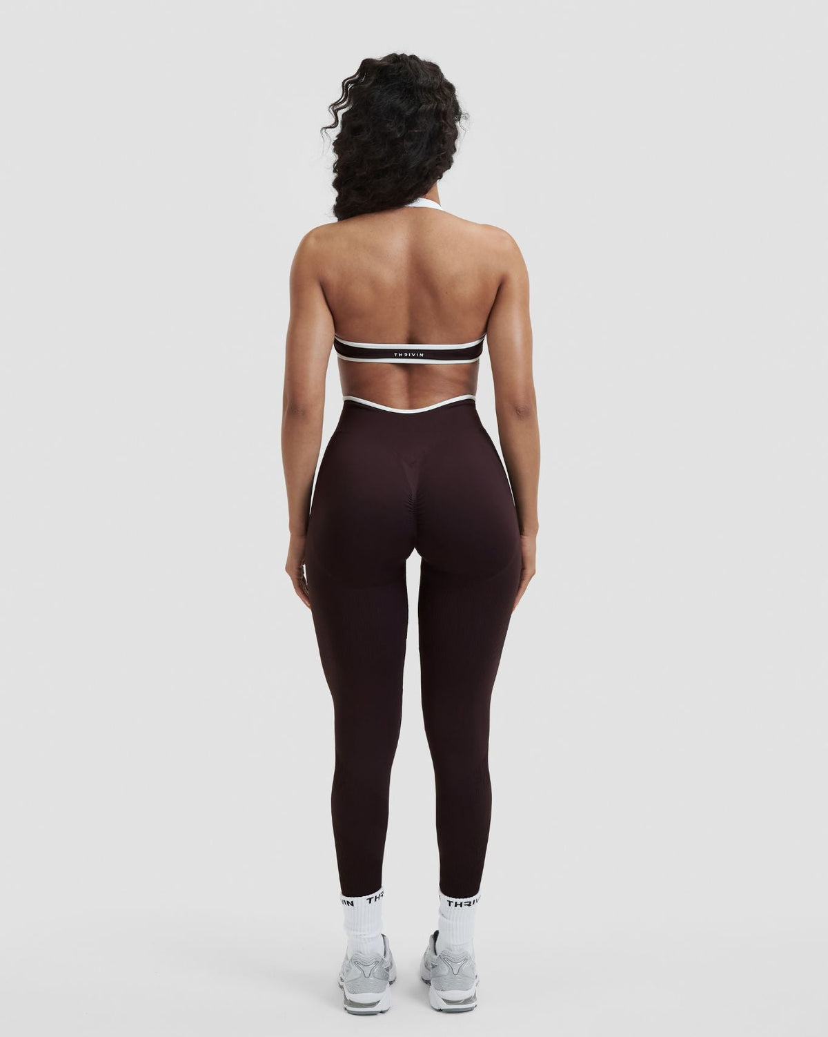 Elevate™ Outline V High Waist Leggings | Coffee