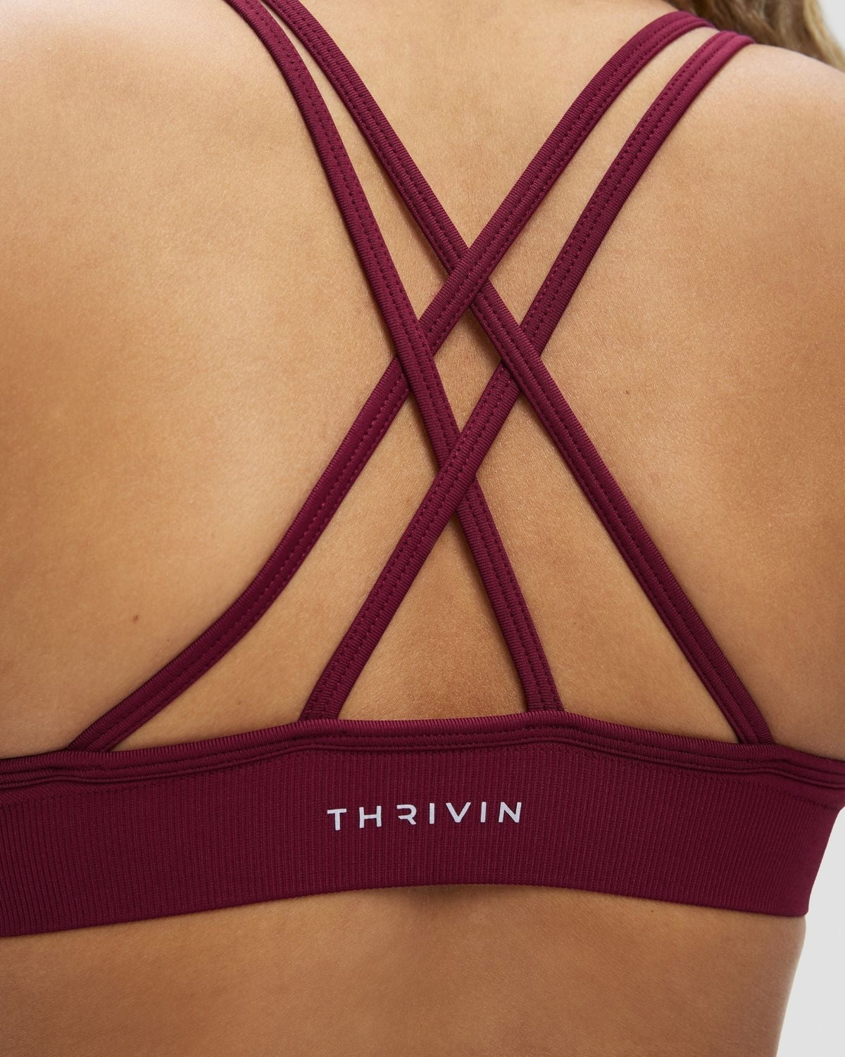 RiseFit Sculpting Seamless High Apex Bra Cherry Berry