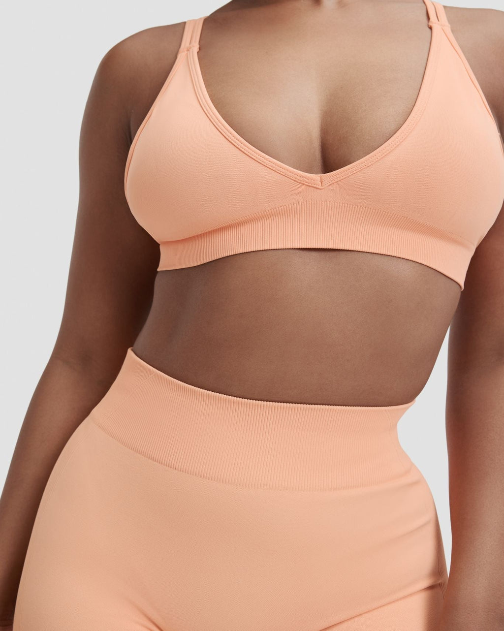 RiseFit Sculpting Seamless High Apex Bra Melon Ice