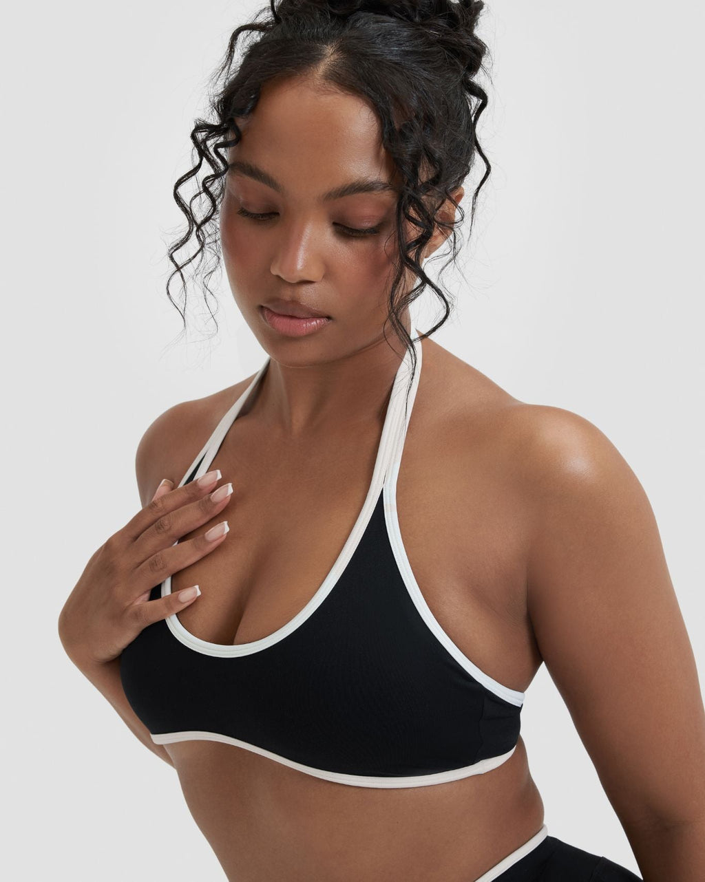 RiseFit Outline Halterneck Bra Night Black