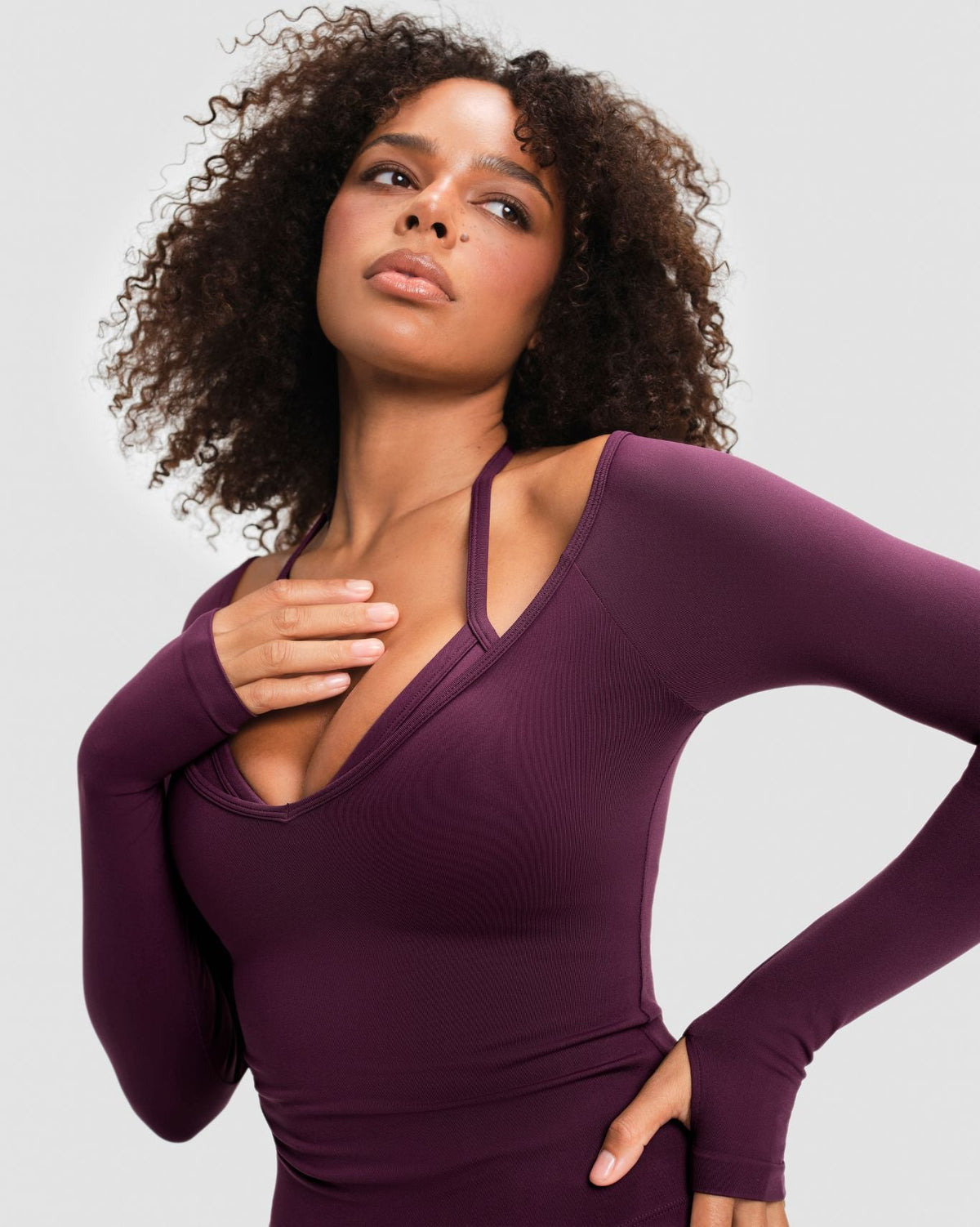 Elevate™ Sculpting Seamless V-Neck Top | Winter Plum