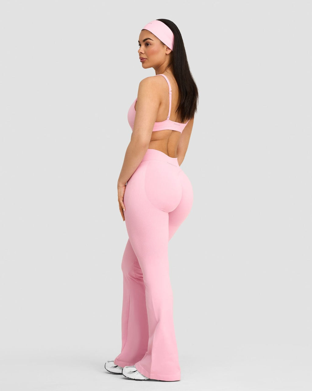 Elevate™ Sculpting Mid V-Waist Flare Leggings | Cotton Pink
