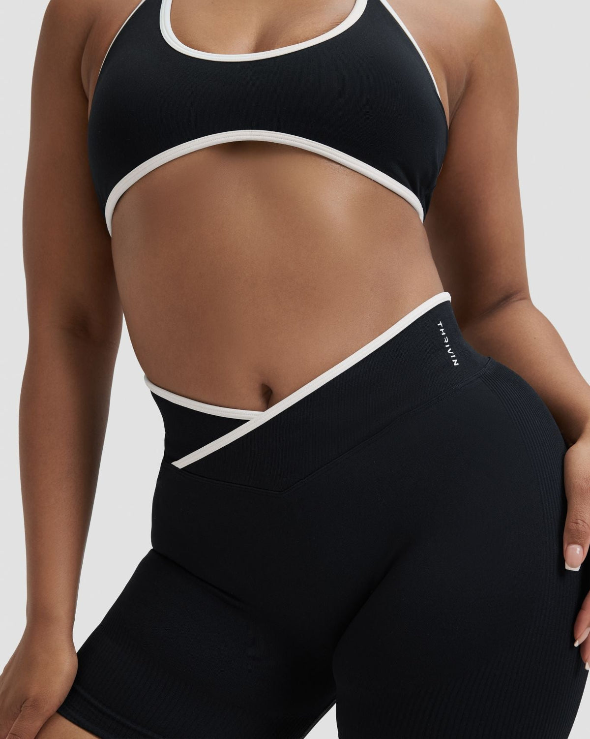 RiseFit Outline Short Scrunch Shorts Night Black