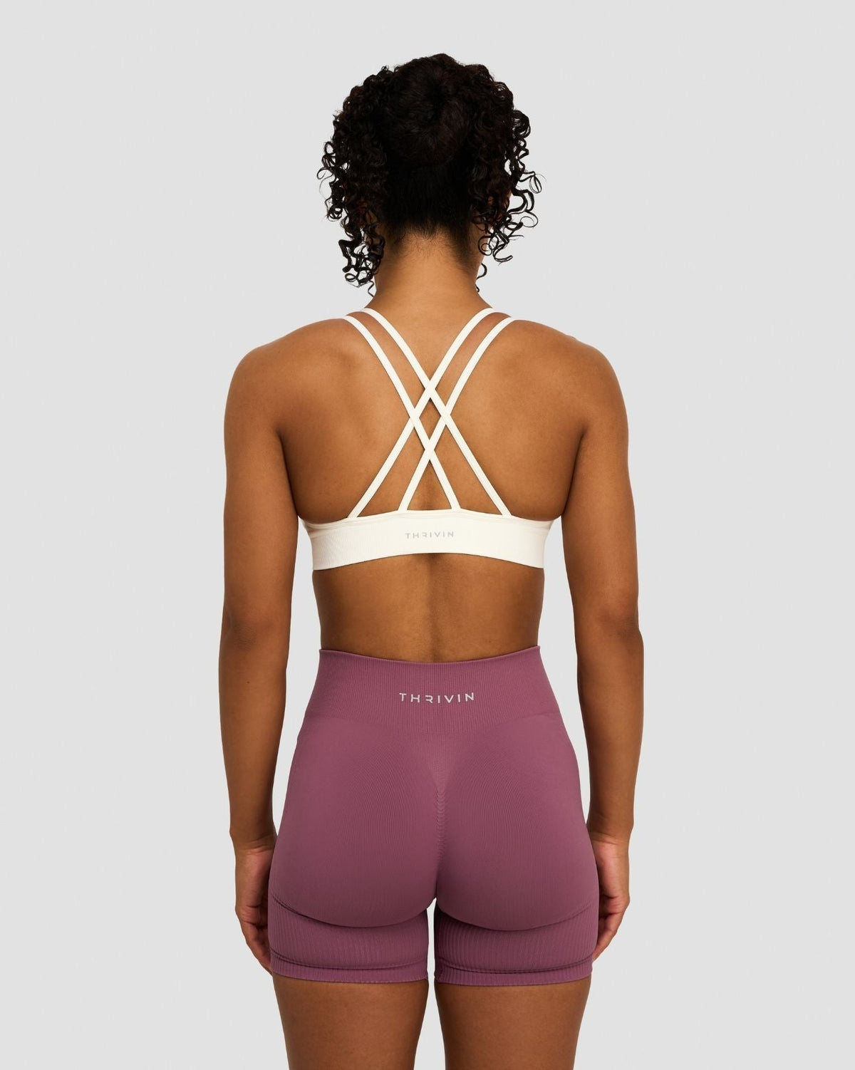 RiseFit Sculpting Seamless High Apex Bra Cream