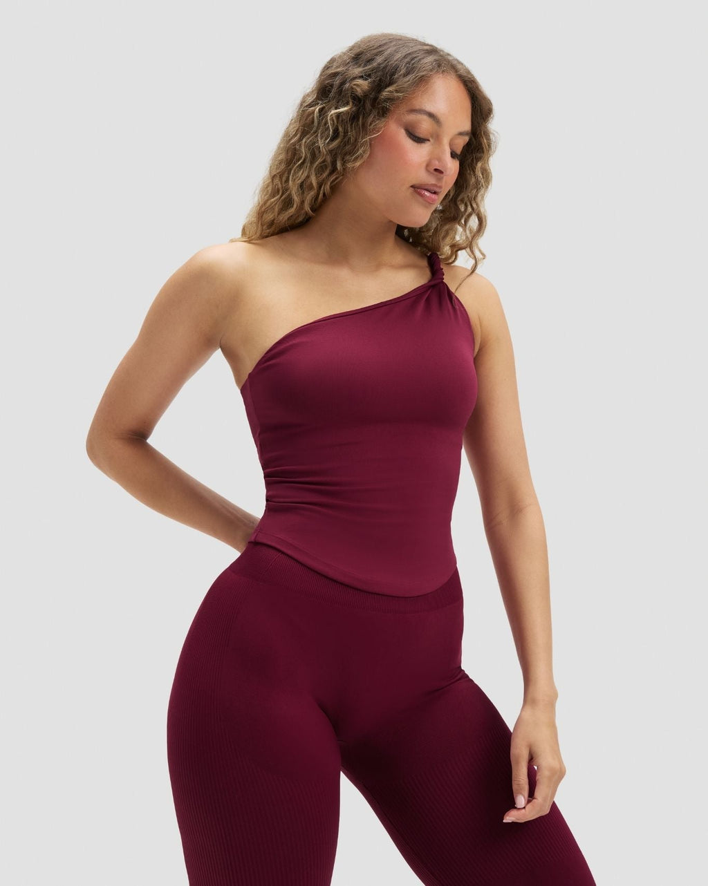 RiseFit Sculpting Asymmetric Twist Top Cherry Berry