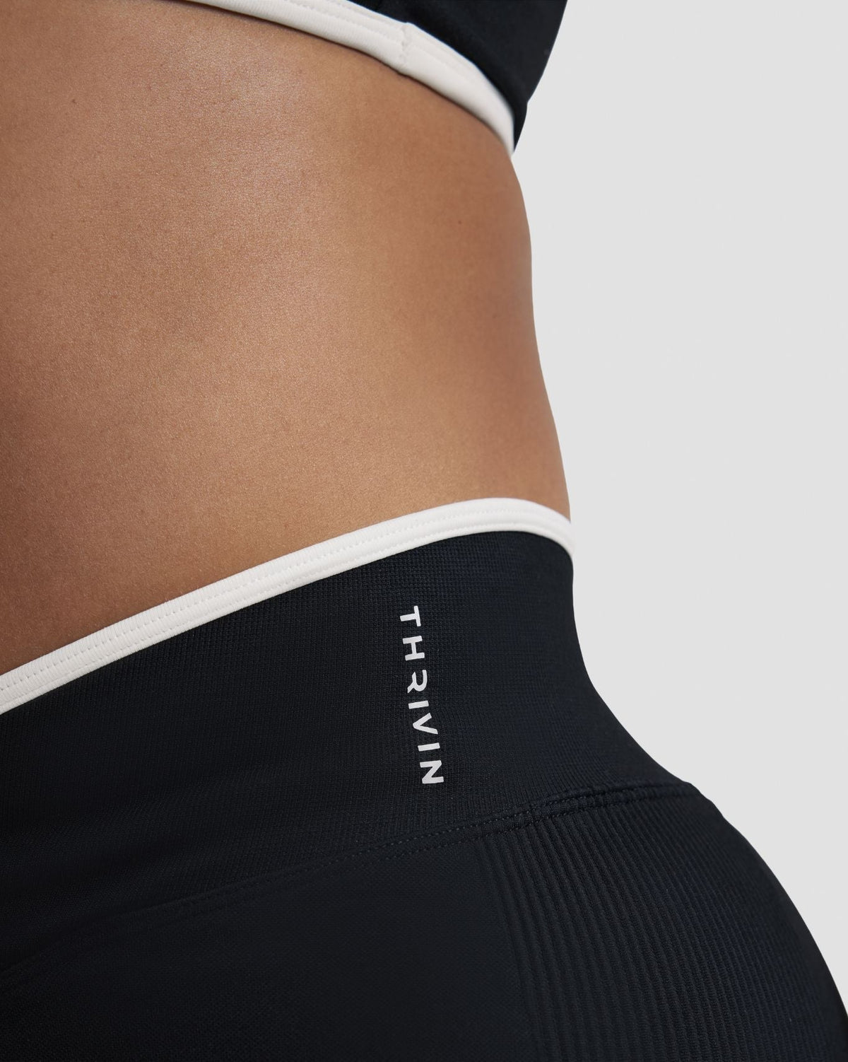 RiseFit Outline V High Waist Leggings Night Black
