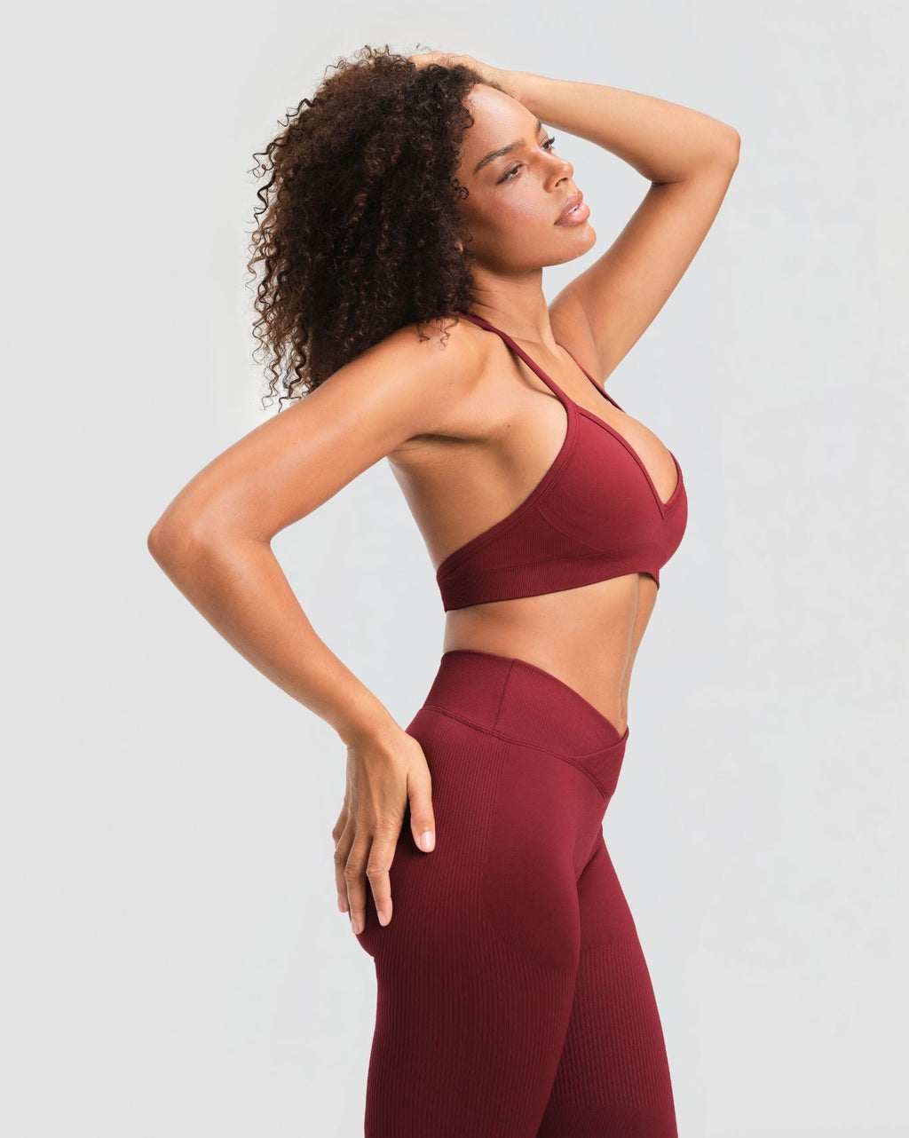 RiseFit Sculpting Seamless Adjustable Halter Bra Fine Wine