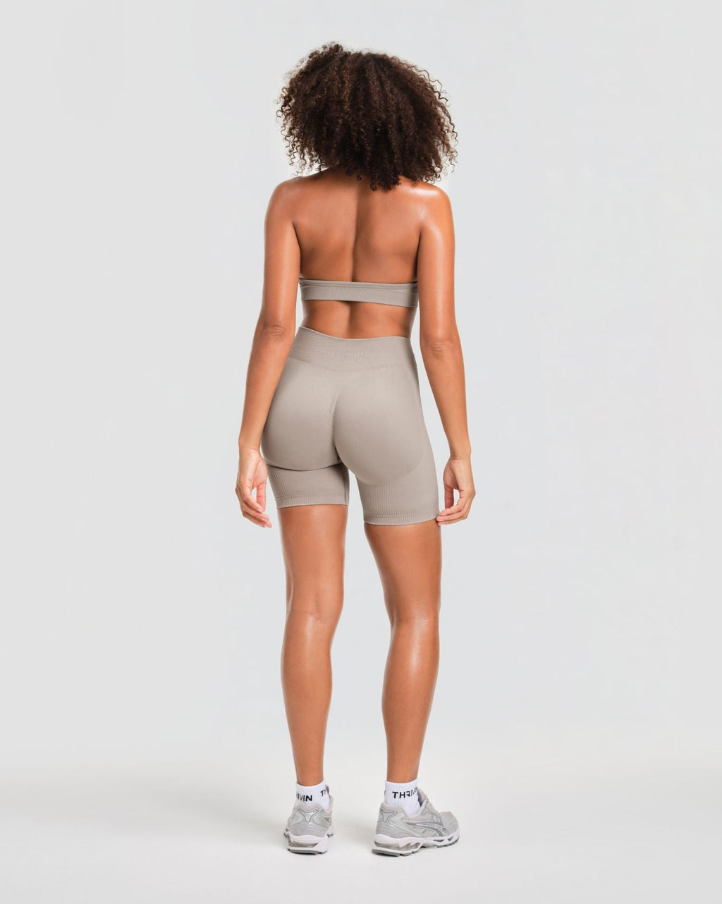 Elevate™ Sculpting Mid Waist Scrunch Shorts | Latte
