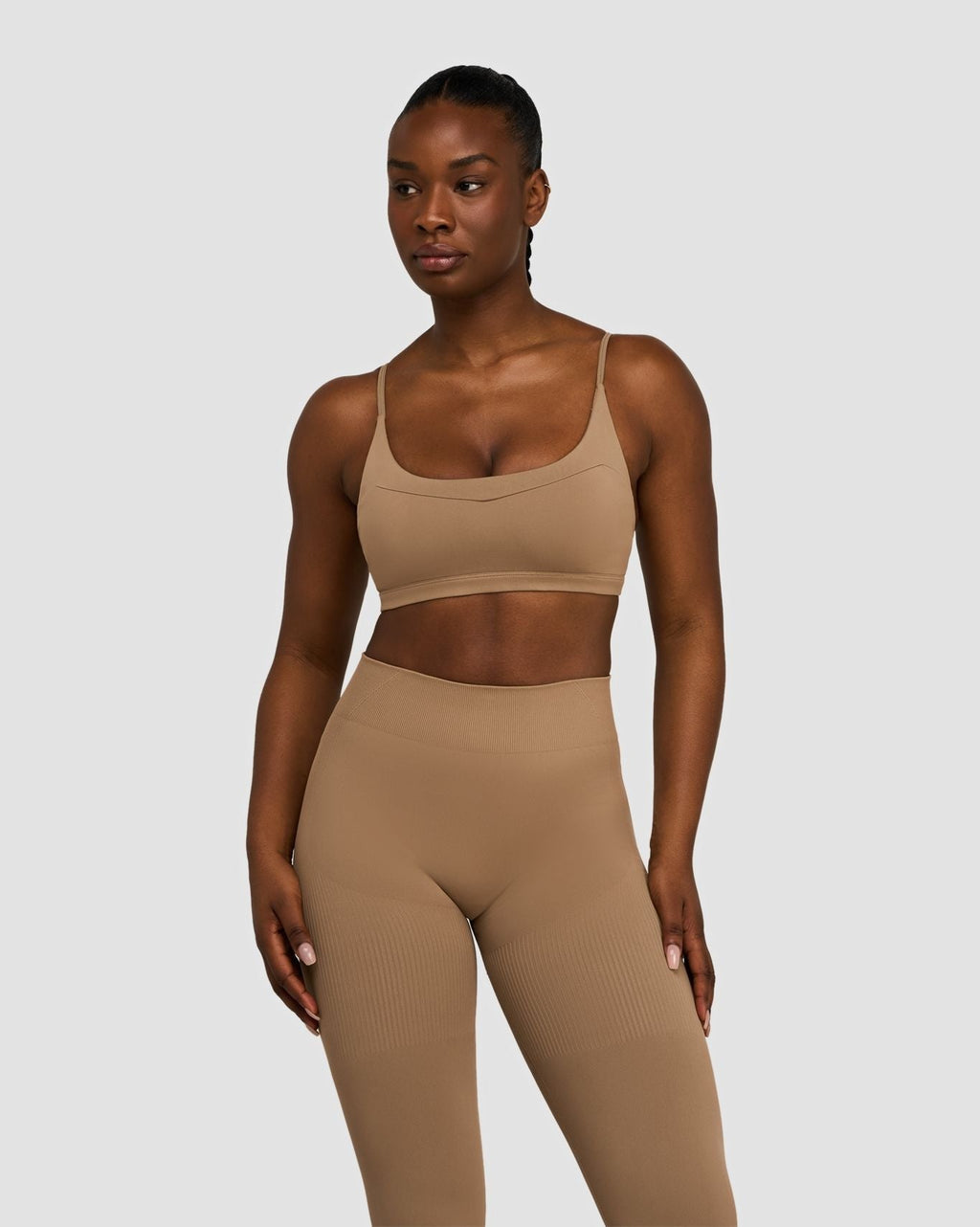 Elevate™ Sculpting Seamless Scoop Neck Bra | Toffee