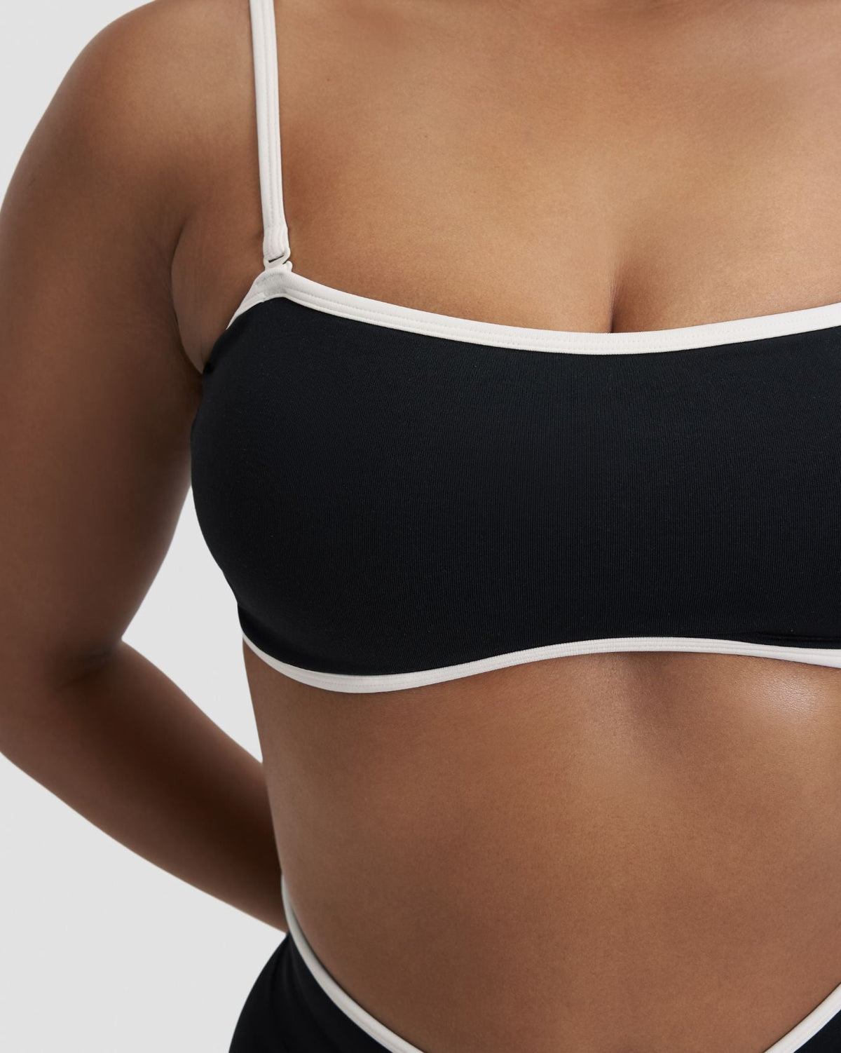 RiseFit Outline Bandeau Bra Night Black