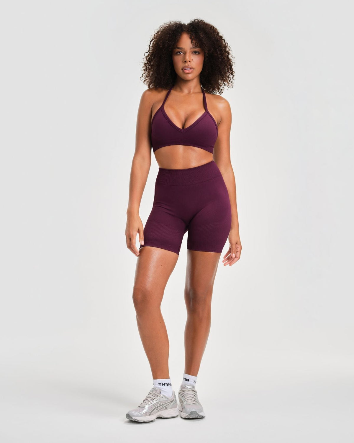 RiseFit Sculpting Seamless Adjustable Halter Bra Winter Plum