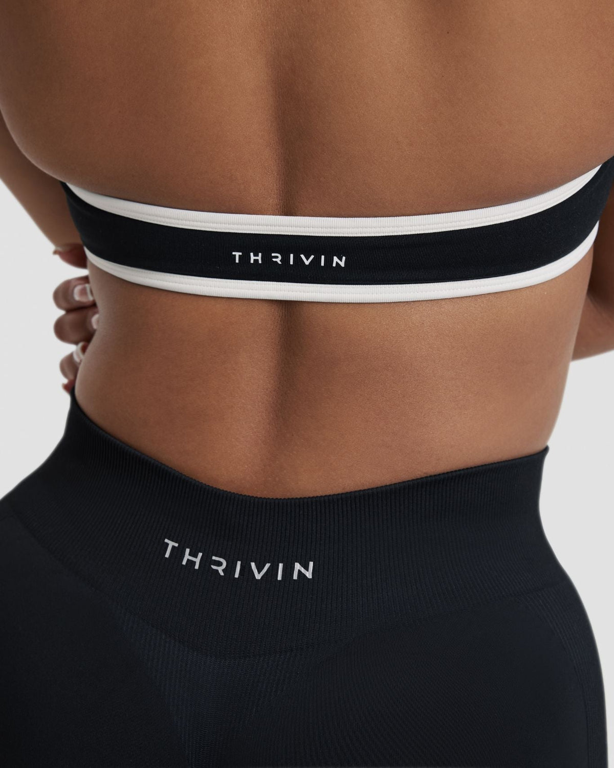 RiseFit Sculpting Mid Waist Scrunch Shorter Shorts Night Black