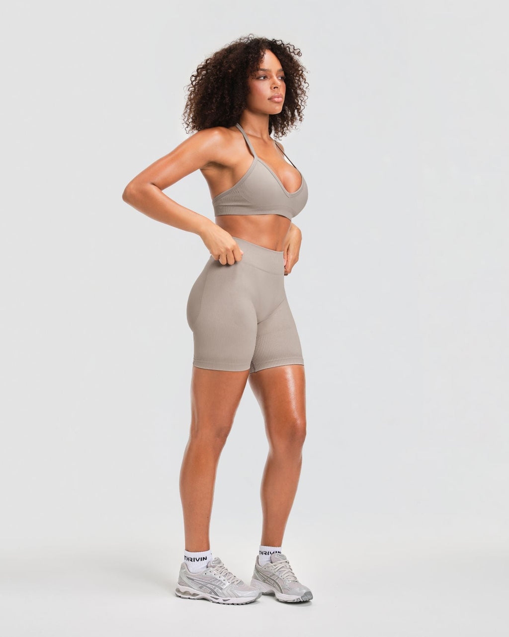 Elevate™ Sculpting Mid Waist Scrunch Shorts | Latte