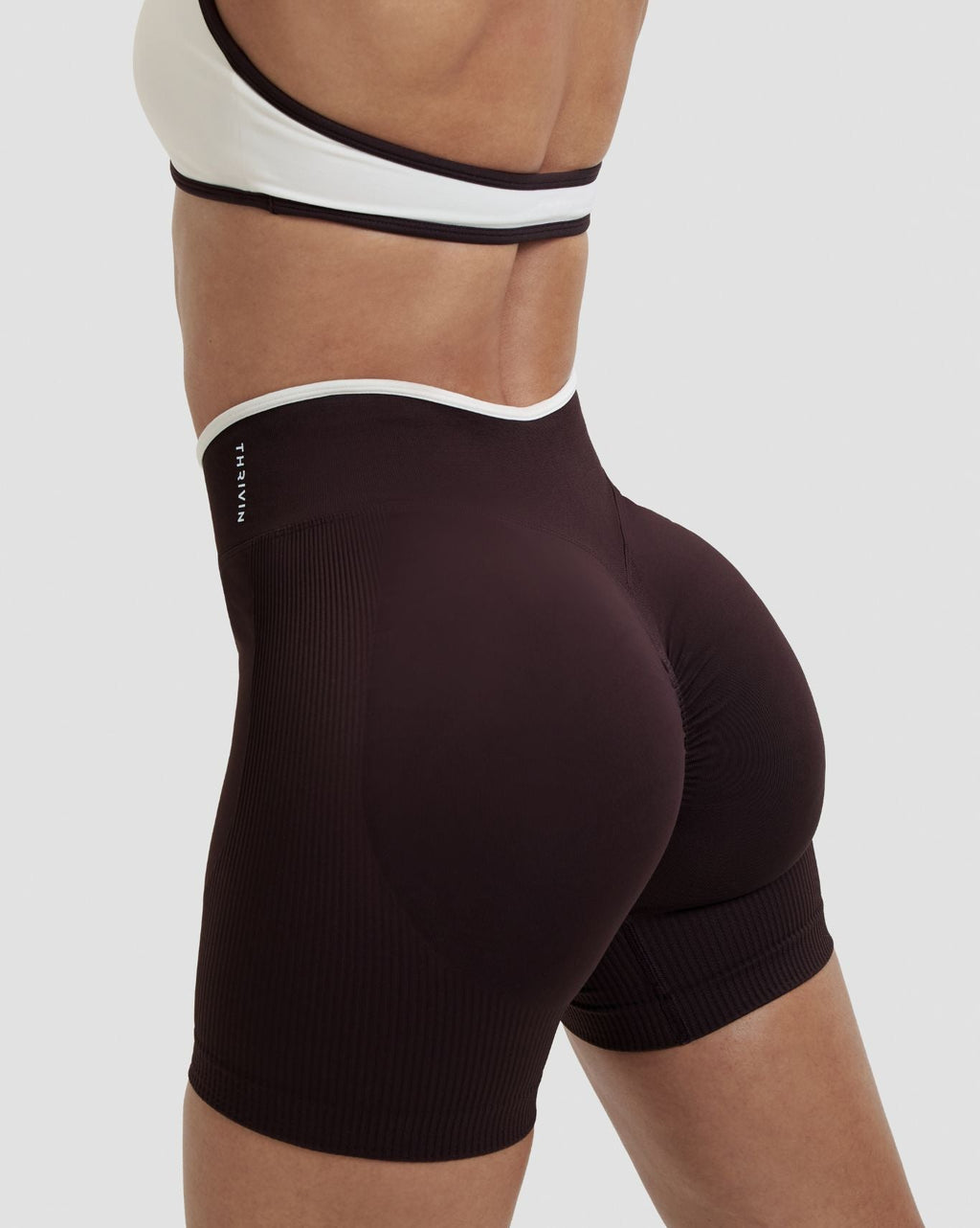 RiseFit Outline Short Scrunch Shorts Coffee