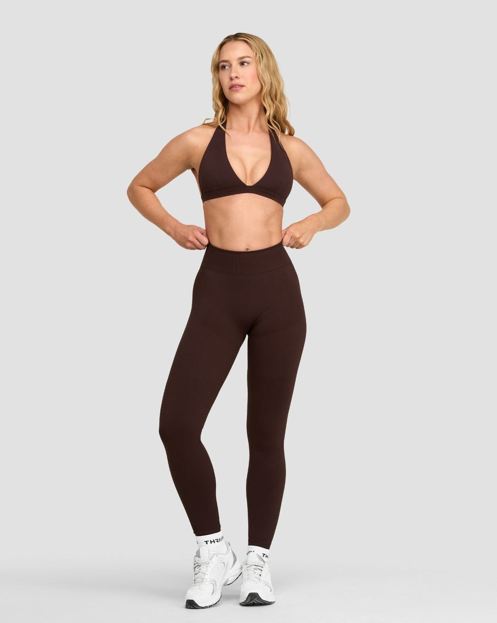 Elevate™ Sculpting Seamless V-Neck Halter Bra | Coffee