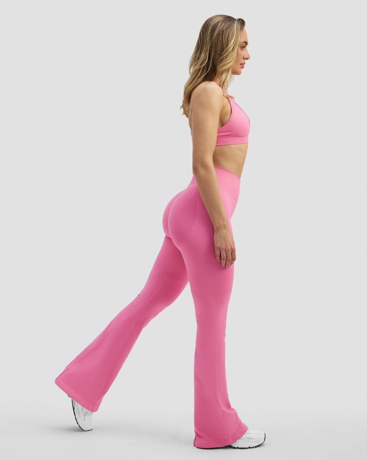 Elevate™ Sculpting High Waist Flare Leggings | Bubble Pink